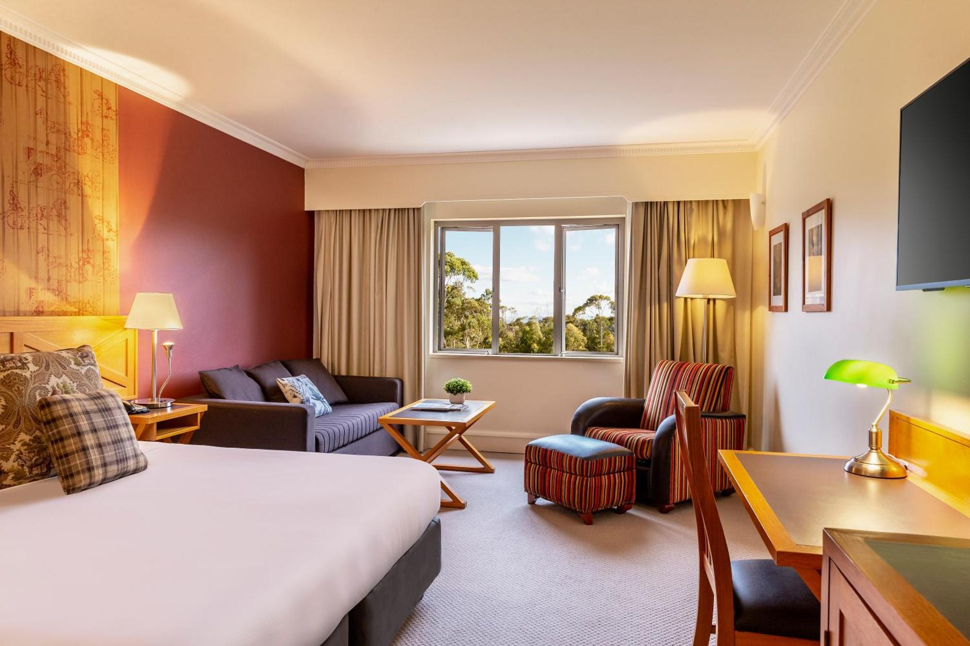 Fairmont & Blue Mountains Mgallery By Sofitel