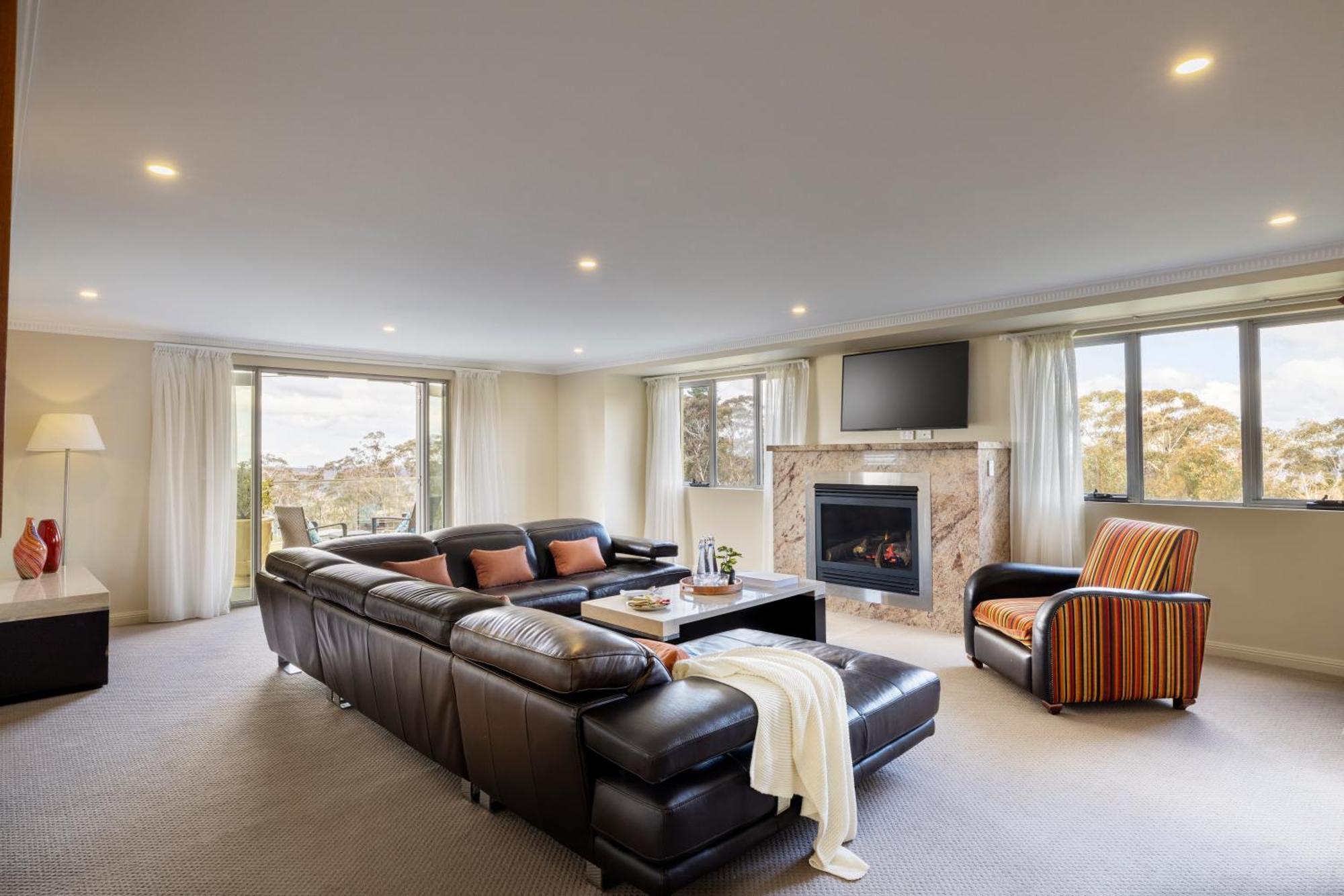 Fairmont & Blue Mountains Mgallery By Sofitel Hotel Leura