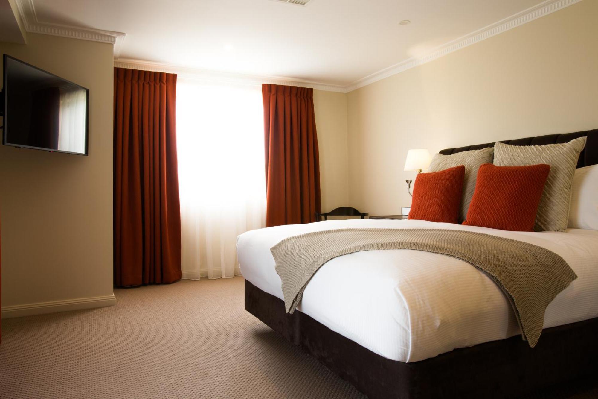 Fairmont & Blue Mountains Mgallery By Sofitel