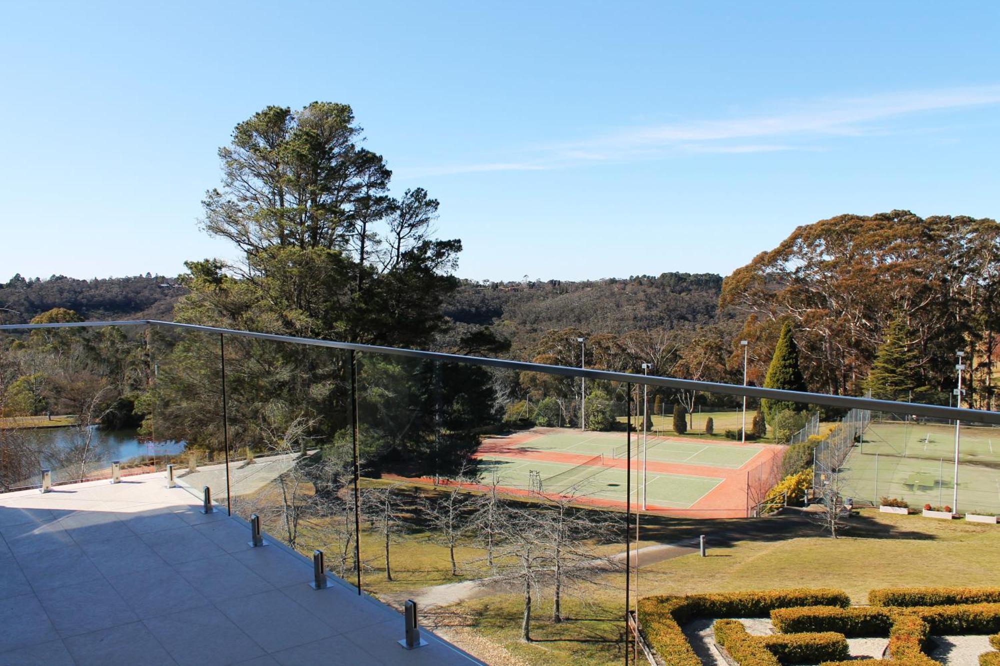 Fairmont & Blue Mountains Mgallery By Sofitel 4*