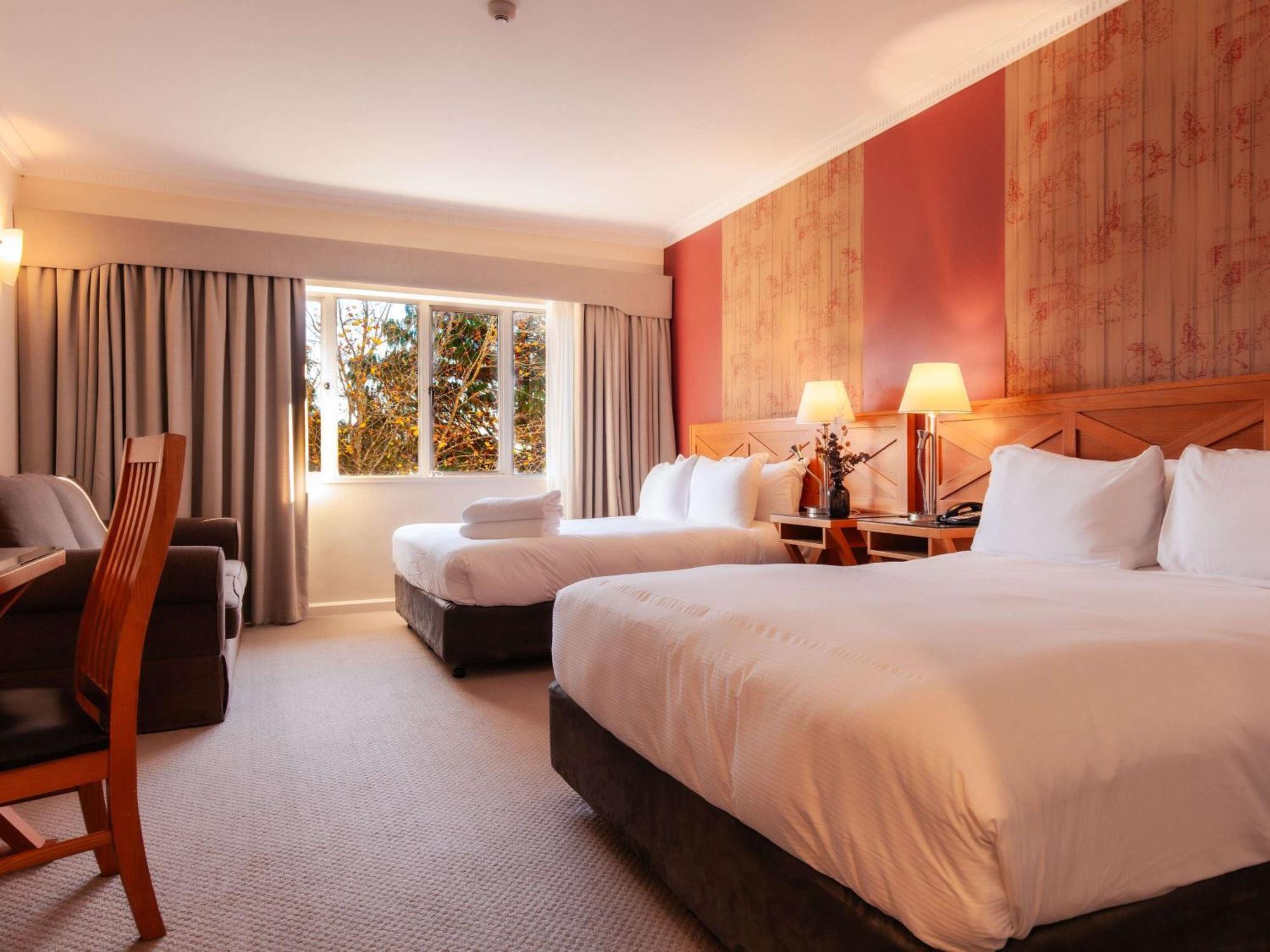 Fairmont & Blue Mountains Mgallery By Sofitel Hotel Leura