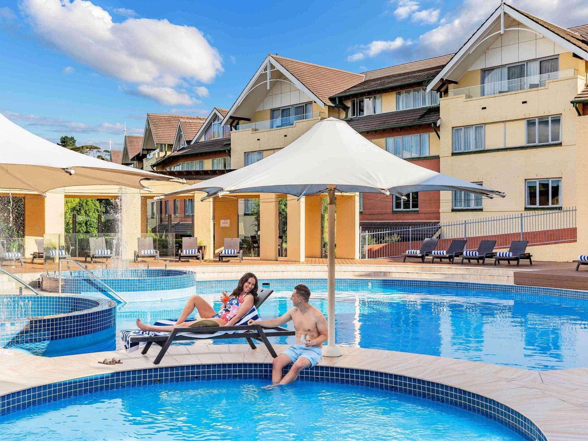 Fairmont & Blue Mountains Mgallery By Sofitel